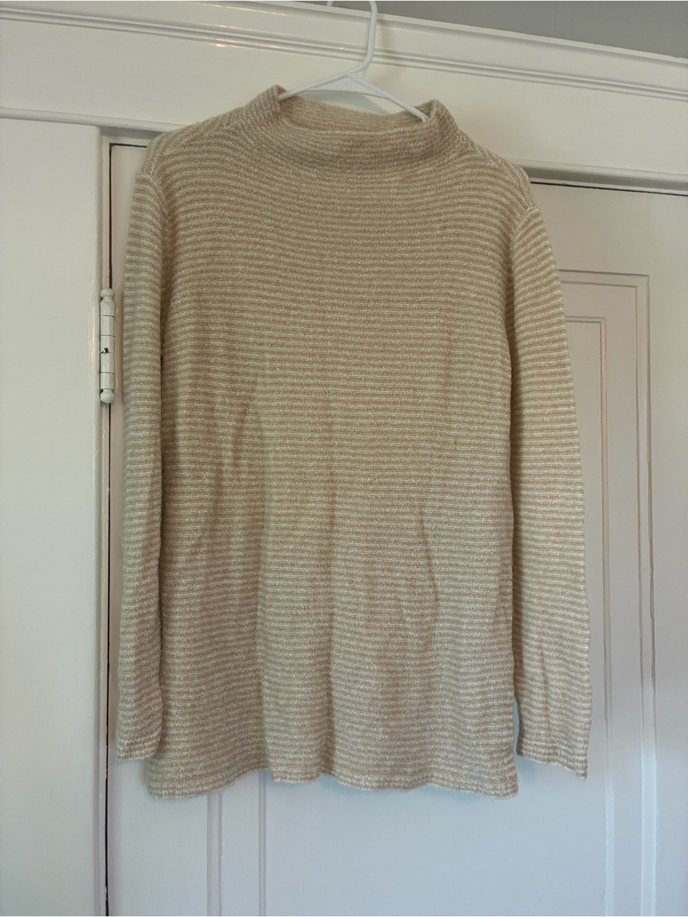 Old Navy Cream Striped Turtleneck Sweater